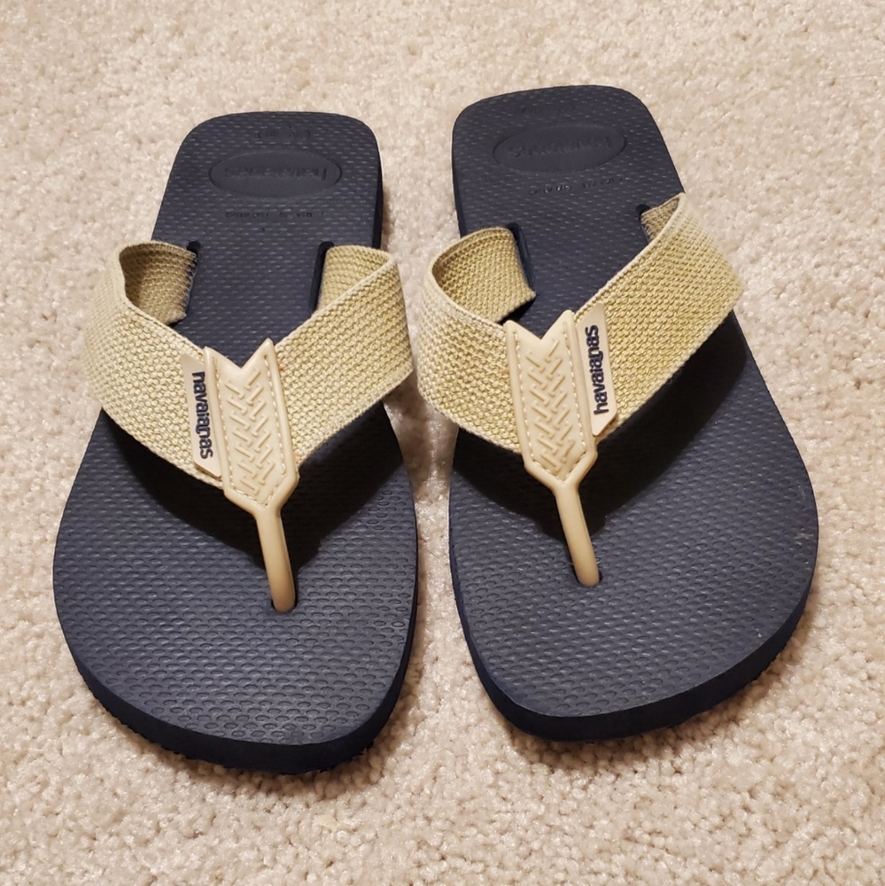 Havaianas flip flops